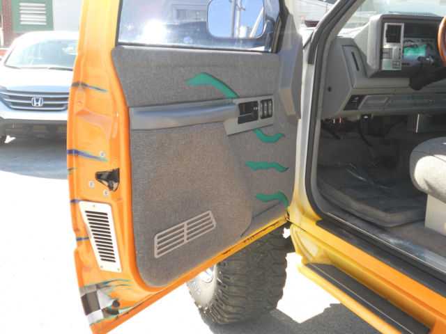 1991 Chevrolet Silverado 1500 2door step side - photo 10
