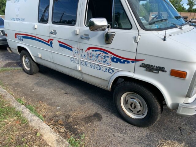 1991 Chevrolet G20 Van - photo 8