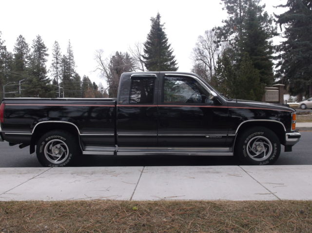 1991 Chevrolet Silverado 1500 SILVERADO - photo 2