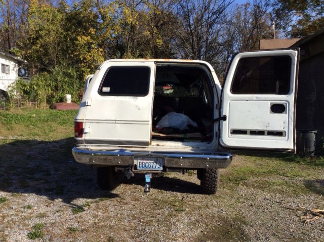 1980 Chevrolet Suburban Scottsdale - photo 4