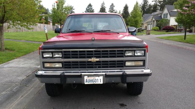 1991 Chevrolet Suburban Base Sport Utility 4-Door - photo 3