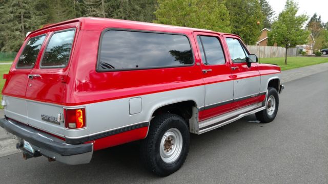 1991 Chevrolet Suburban Base Sport Utility 4-Door - photo 6