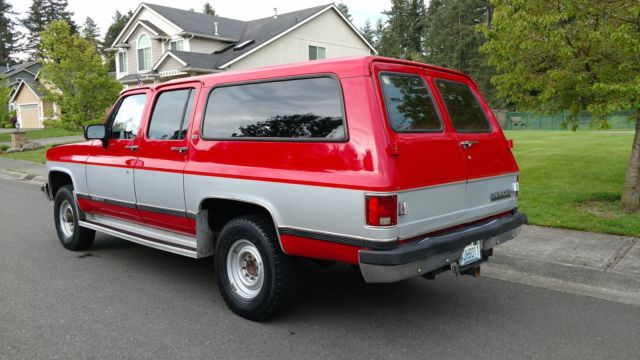 1991 Chevrolet Suburban Base Sport Utility 4-Door - photo 9