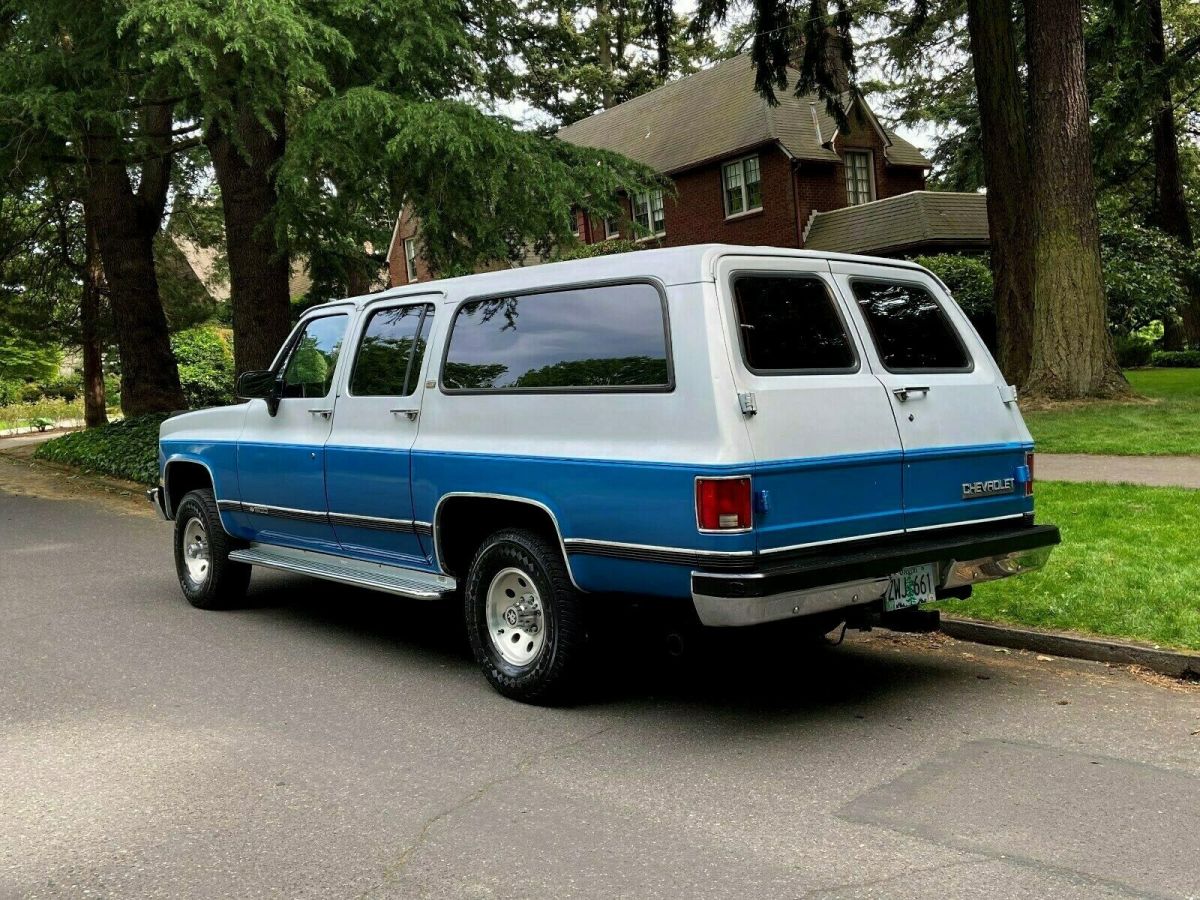 1991 Chevrolet Suburban LS - photo 3