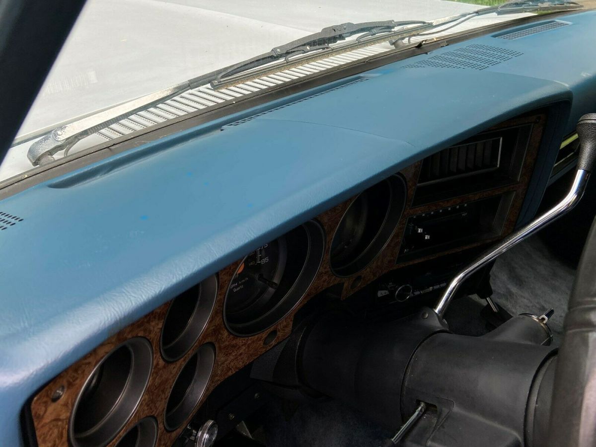 1991 Chevrolet Suburban LS - photo 9