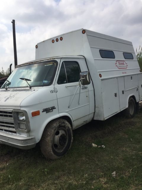 1991 Chevrolet G30 Van - photo 2