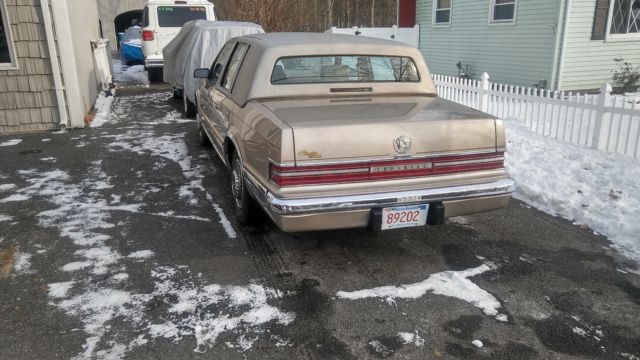 1991 Chrysler Imperial Premium - photo 2