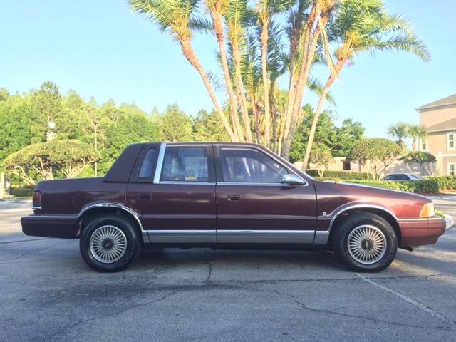 1991 Chrysler LeBaron - photo 2