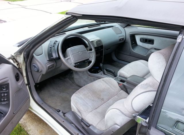 1991 Chrysler LeBaron Convertible - photo 9