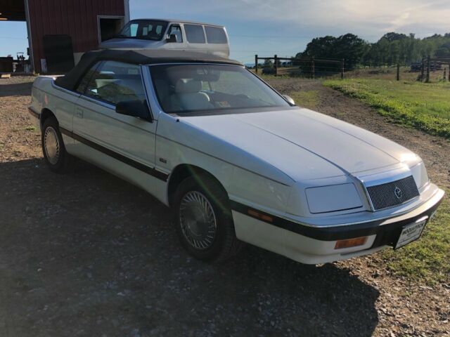 1991 Chrysler LeBaron LX - photo 2
