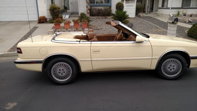 1991 Chrysler LeBaron standard