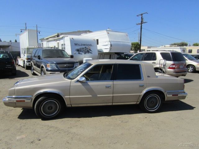 1991 Chrysler New Yorker Salon - photo 2