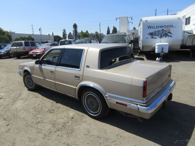1991 Chrysler New Yorker Salon - photo 3