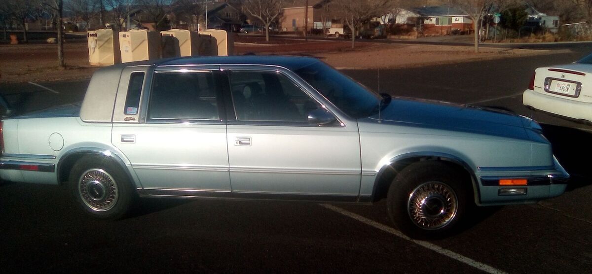 1991 Chrysler New Yorker FIFTH AVENUE - photo 3