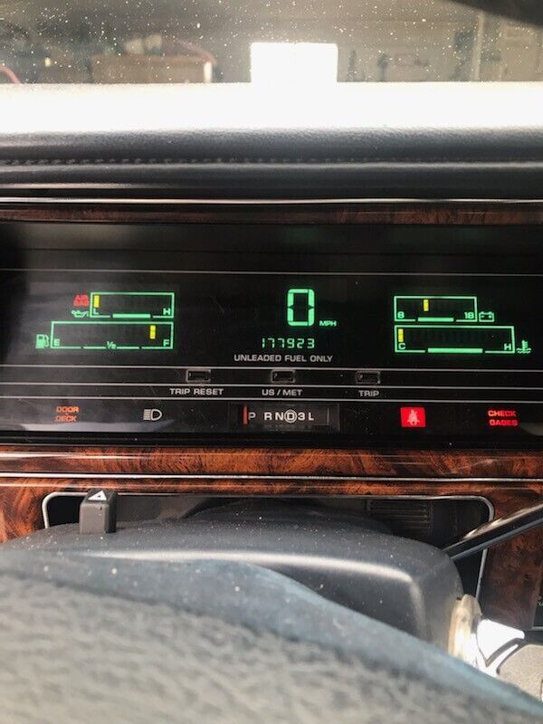 1991 Chrysler New Yorker FIFTH AVENUE - photo 7