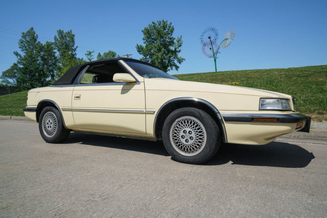 1991 Chrysler TC by Maserati - photo 10