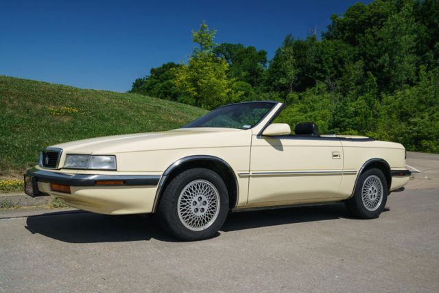 1991 Chrysler TC by Maserati - photo 4