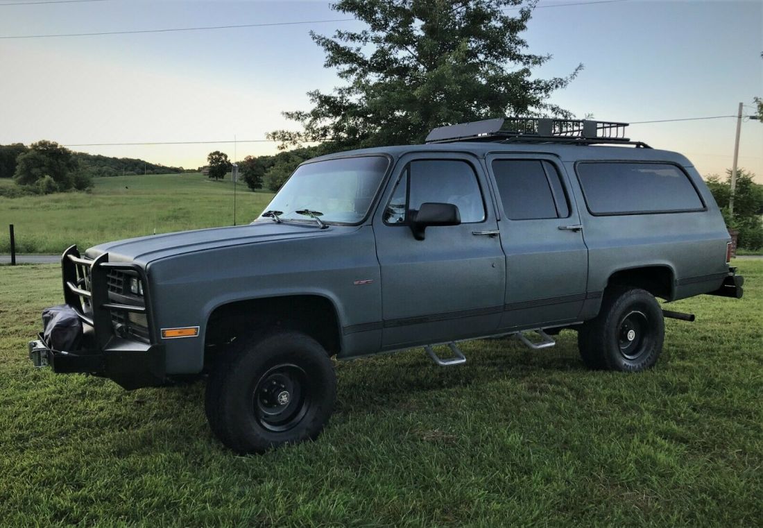 1991 Chevrolet Suburban - photo 9