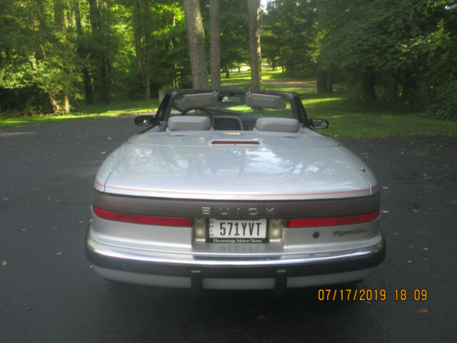 1991 Buick Reatta - photo 3