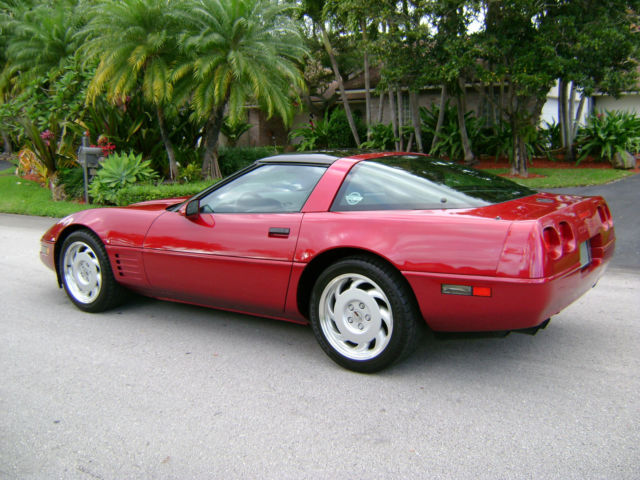 1991 Chevrolet Corvette Coupe - photo 3