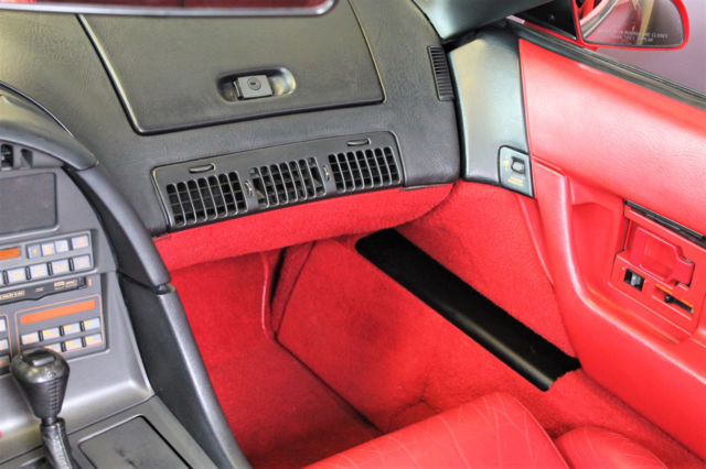 1991 Chevrolet Corvette - photo 9