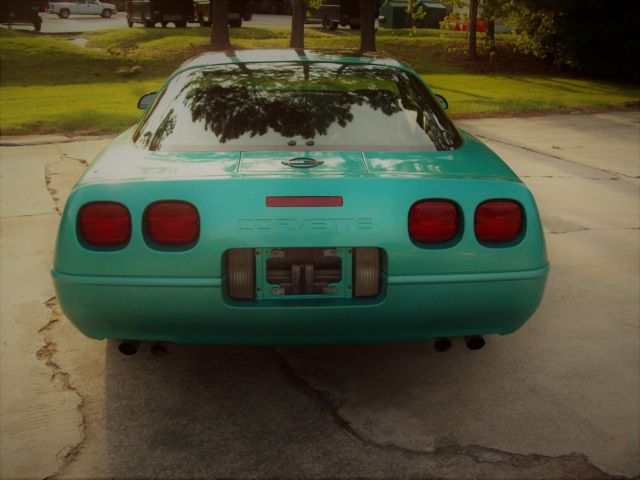 1991 Chevrolet Corvette BASE COUPE 2 DOOR - photo 10