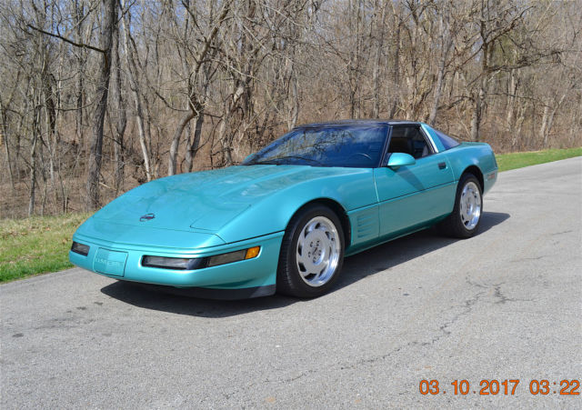 1991 CORVETTE TARGE 6SPD LOADED ONLY 44,661 MILES TURQUOISE EXCELLENT CONDITION 1991 Chevrolet Corvette 2 DOOR COUPE