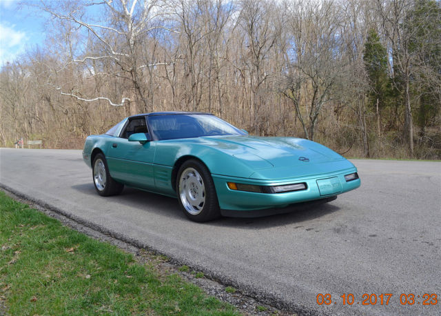 1991 Chevrolet Corvette 2 DOOR COUPE - photo 11