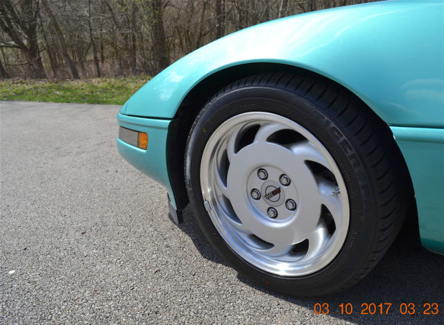 1991 Chevrolet Corvette 2 DOOR COUPE - photo 13