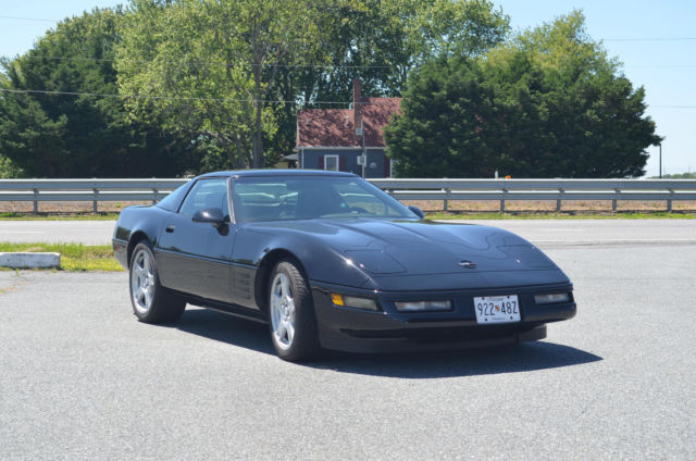 1991 Corvette, The best in the World, not kidding Black on Black, 6 speed Manua 1991 Chevrolet Corvette