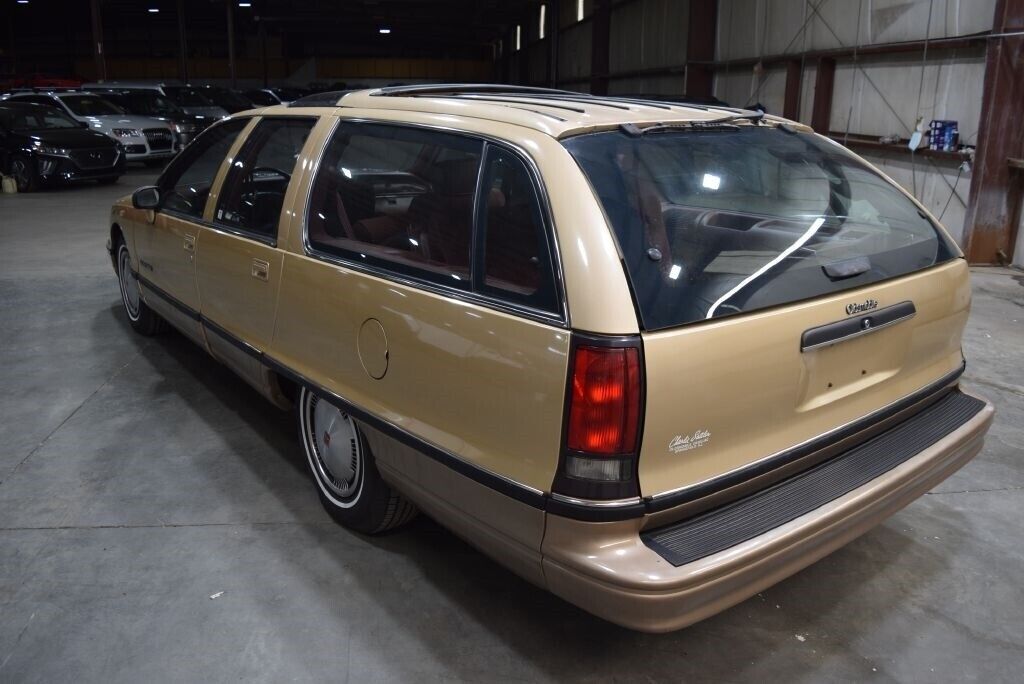 1991 Oldsmobile Custom Cruiser 4dr Wagon 3 Seat - photo 3