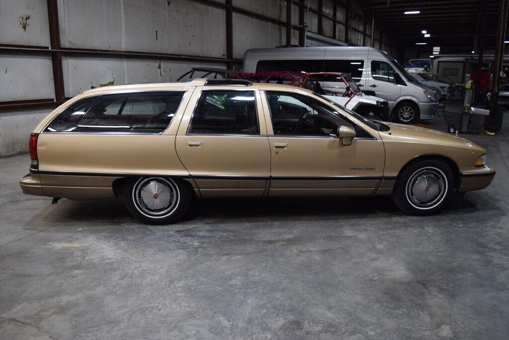1991 Oldsmobile Custom Cruiser 4dr Wagon 3 Seat - photo 7