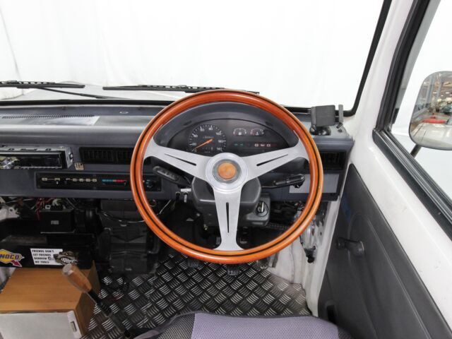 1991 Daihatsu Mira - photo 10