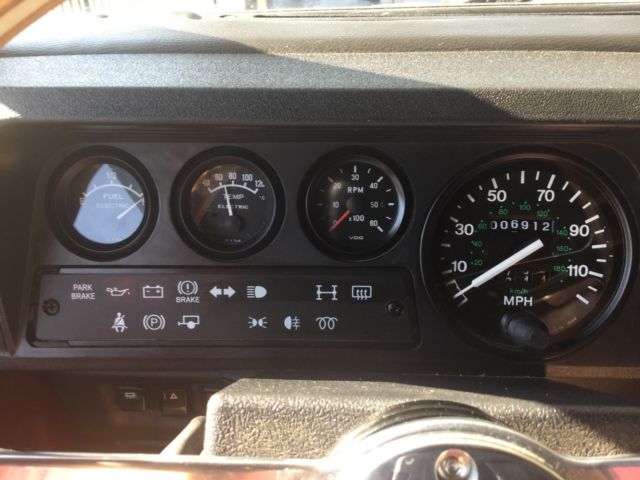 1980 Land Rover Defender 110 STATION WAGON LHD - photo 4