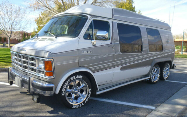 1991 Dodge Ram Van