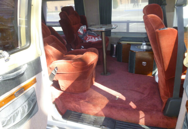 1991 Dodge Ram Van - photo 11