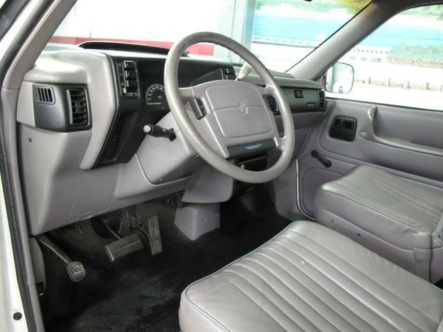 1991 Dodge Caravan Cargo Only 26k Miles 100% Carfax Must See! - photo 5