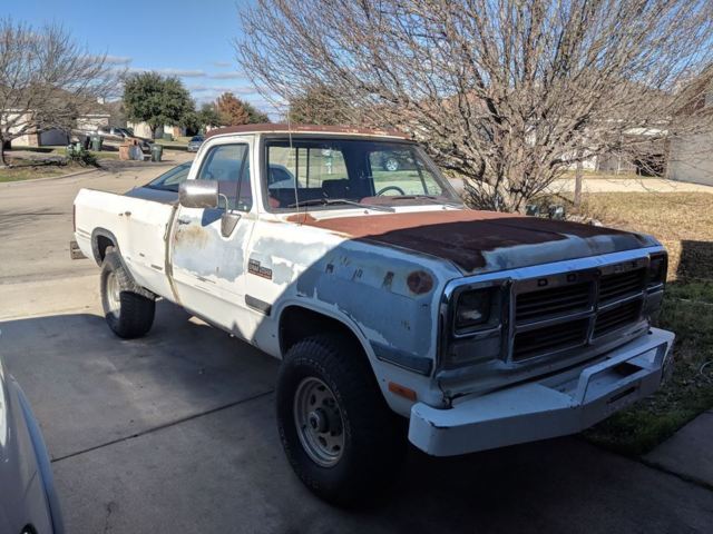 1991 Dodge Ram 2500 LE