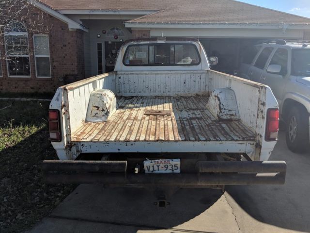 1991 Dodge Ram 2500 LE - photo 5