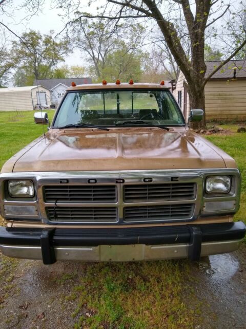 1991 Dodge Ram 3500 - photo 2