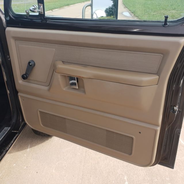 1991 Dodge Ram 3500 - photo 12