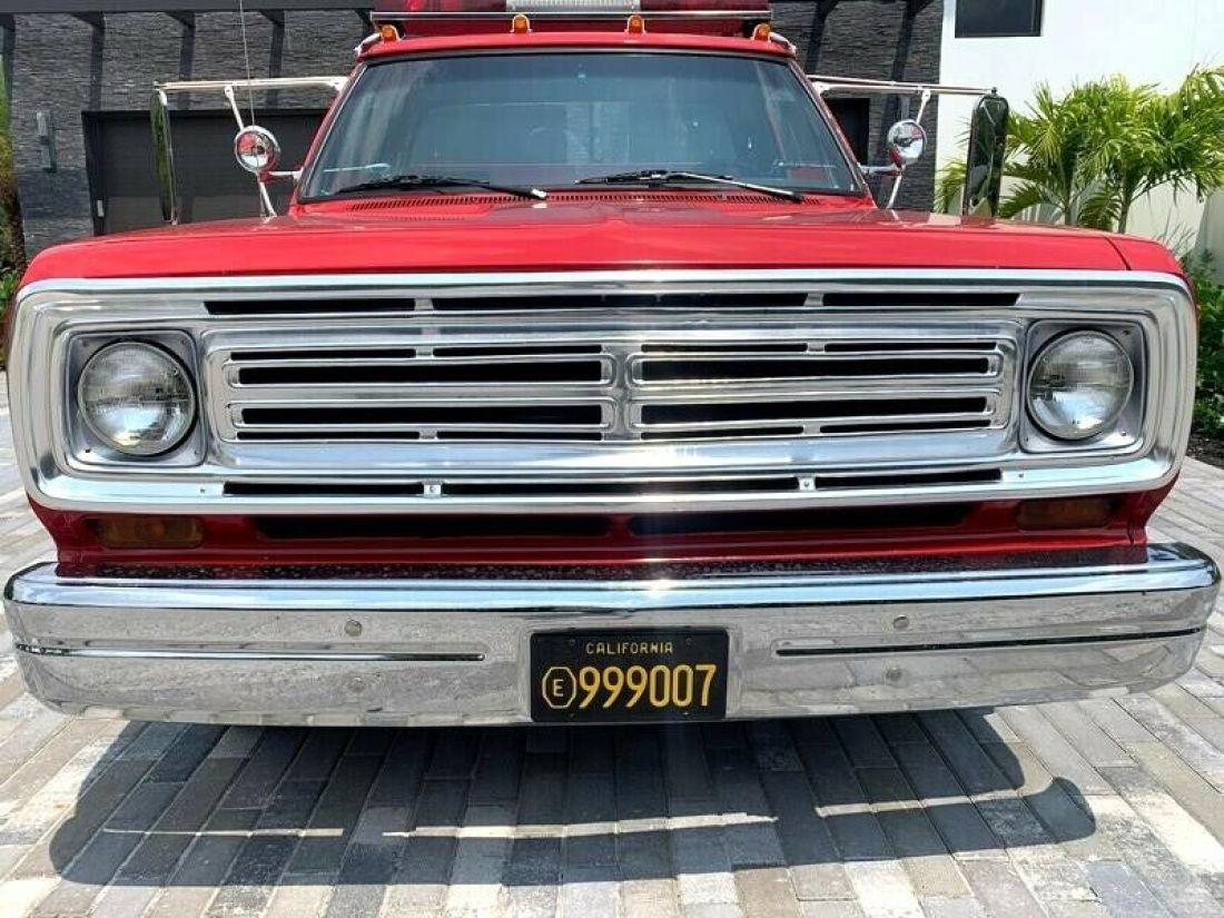 1991 Dodge D350 Reg. Cab 8-ft. Bed 2WD - photo 4