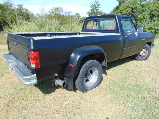 1991 Dodge Ram 3500 - photo 10