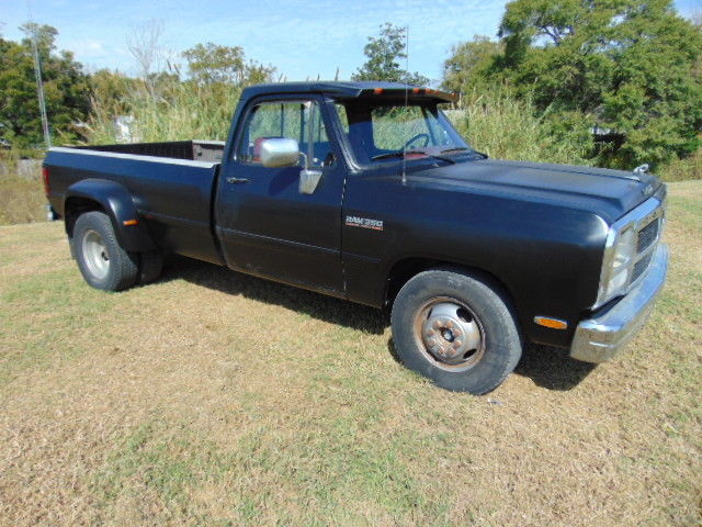 1991 Dodge Ram 3500 - photo 2