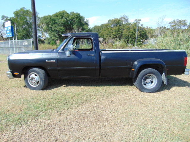 1991 Dodge Ram 3500 - photo 6