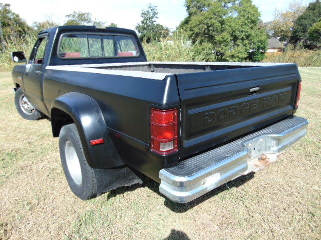 1991 Dodge Ram 3500 - photo 8