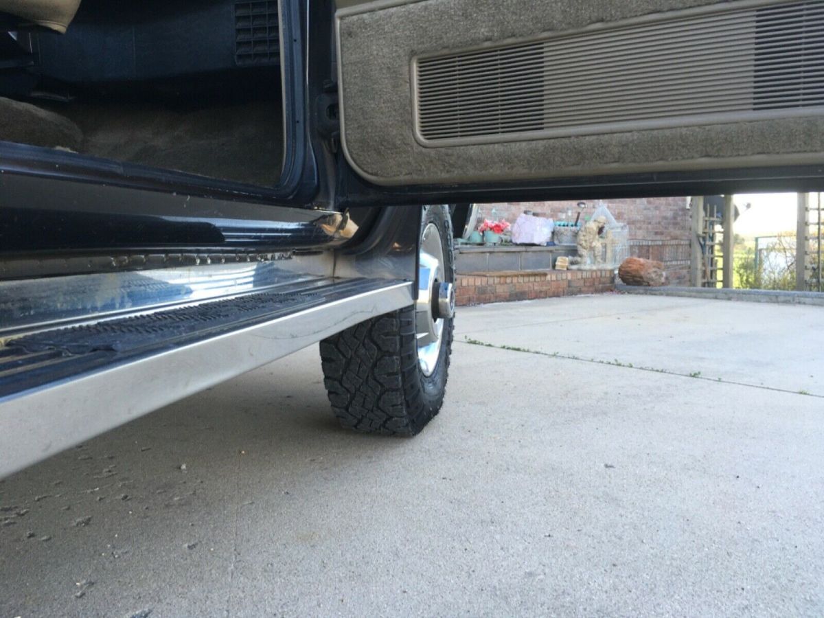 1991 Dodge Ram 2500 - photo 11