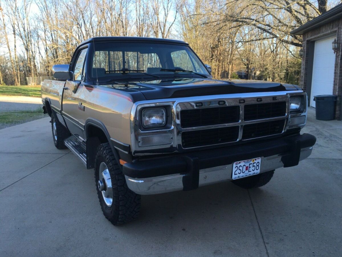 1991 Dodge Ram 2500 - photo 2