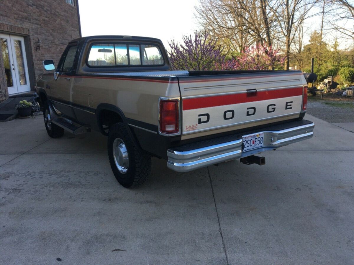 1991 Dodge Ram 2500 - photo 4
