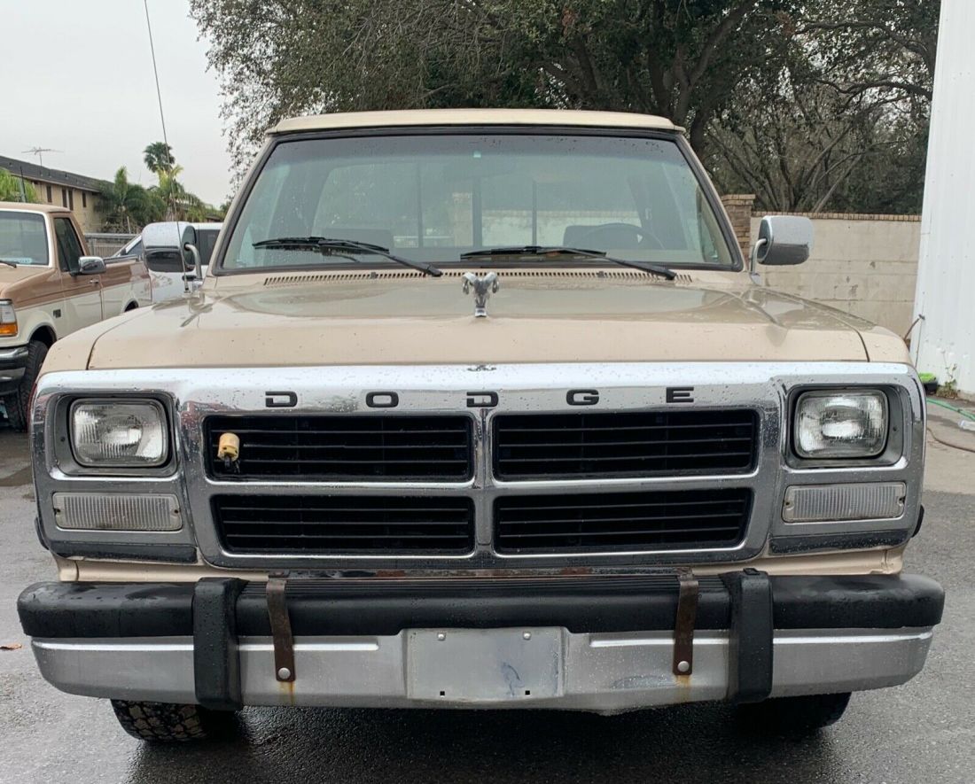 1991 Dodge Ram 2500 - photo 2
